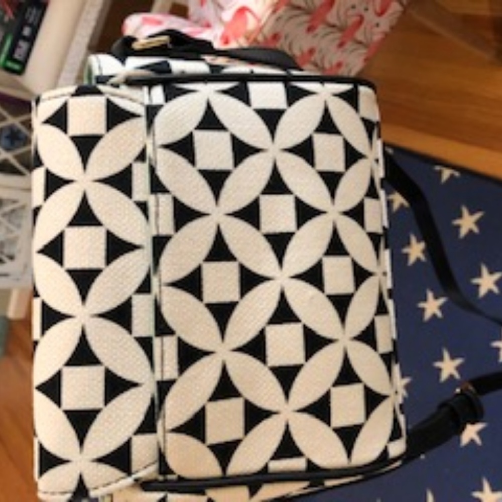 Black & White Spartan Shoulder Bag